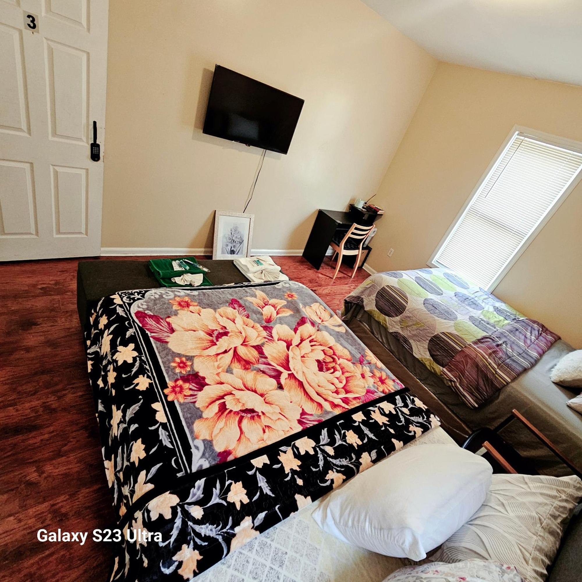 Divine Villa & Resorts Guest House - 283 Lehigh Ave Newark Pokoj fotografie